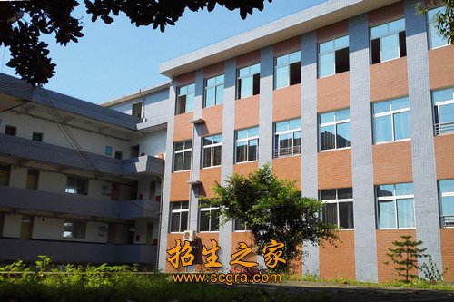 信息技术和艺术类专业的全日制澳门永利