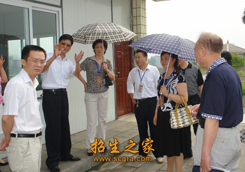 实行“订单式”培养
