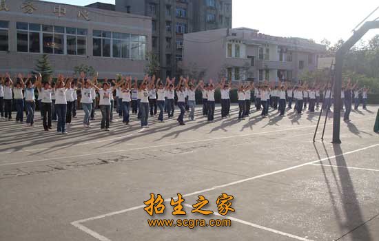 倡导“教书育人