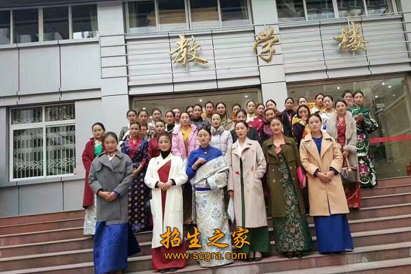 可提供600人培训规模的食宿服务和5