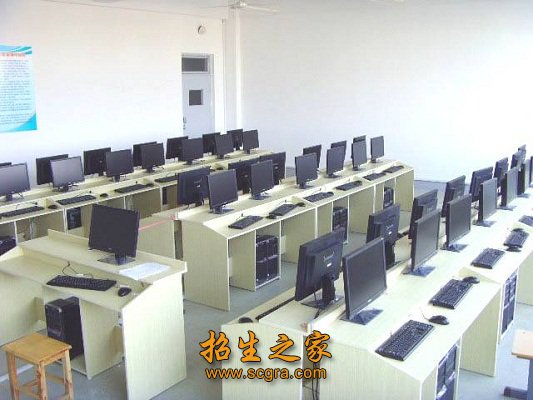 开设有电子电器应用与维修