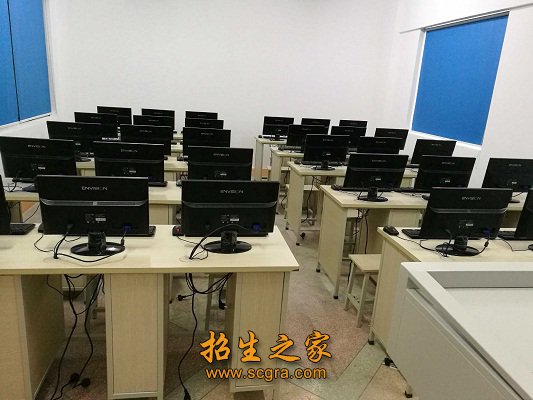 邮轮乘务