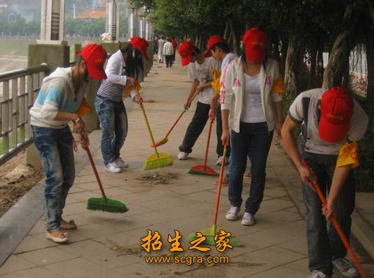 同时被省商务厅命名为“省级外派劳务机