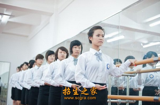 实习教师82人)