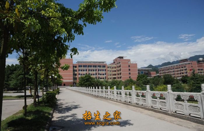 参编论著18本