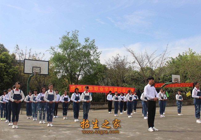 培养中高端职业技术精英”为办学目标