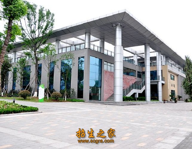 硕士学位178人