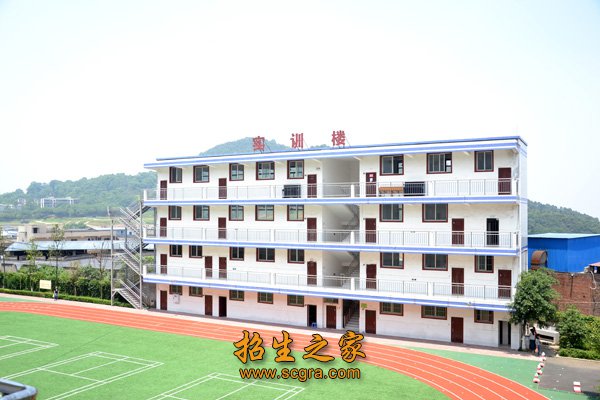 澳门永利平台官网平台介绍坚持“育中华