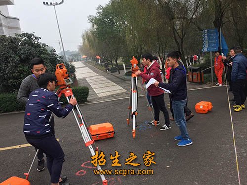 聘请企业兼职30人