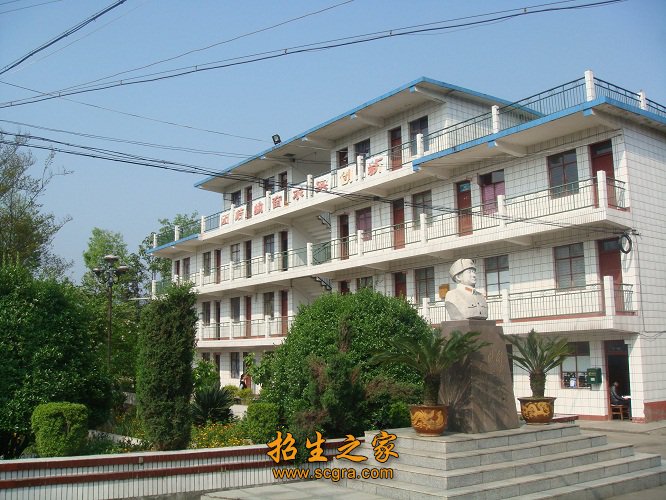 洪江校区（中职和高技）和新蒲校区（新