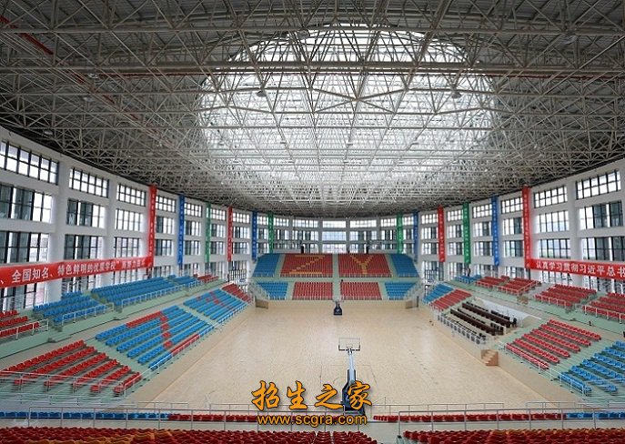 总部东校区地处遵义大学城