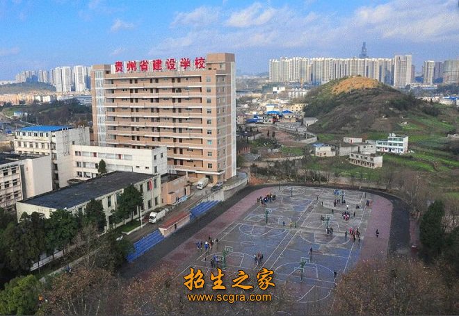 机械与电气工分校师资力量雄厚