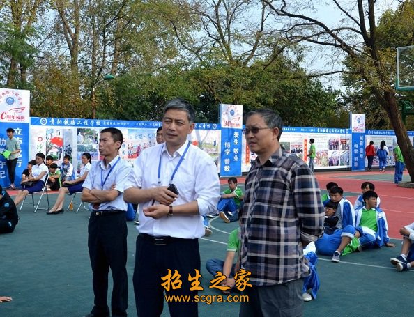 澳门永利注册手机版登录有篮球场