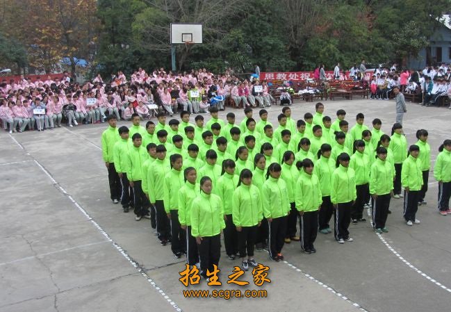 各种教学设备价值600余万元