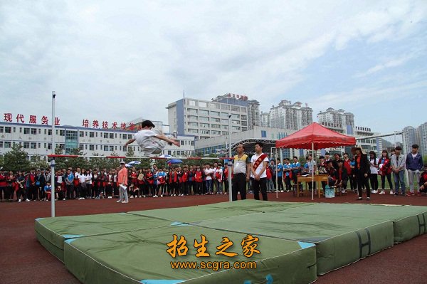 不断提高澳门永利注册官网首页教学质量