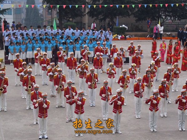 外聘企业兼职教师38人