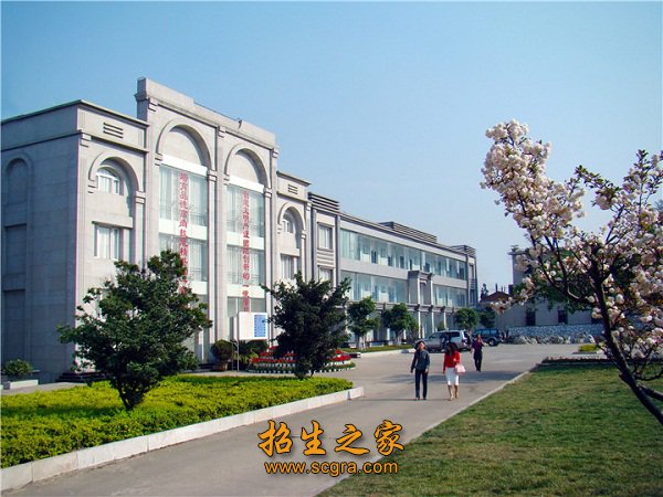 同题参见现有各类学历在校生3788人