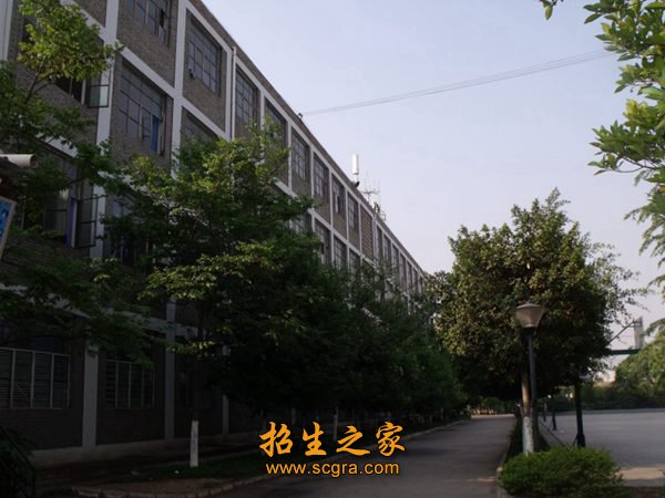 是莘莘学子求学的理想之地