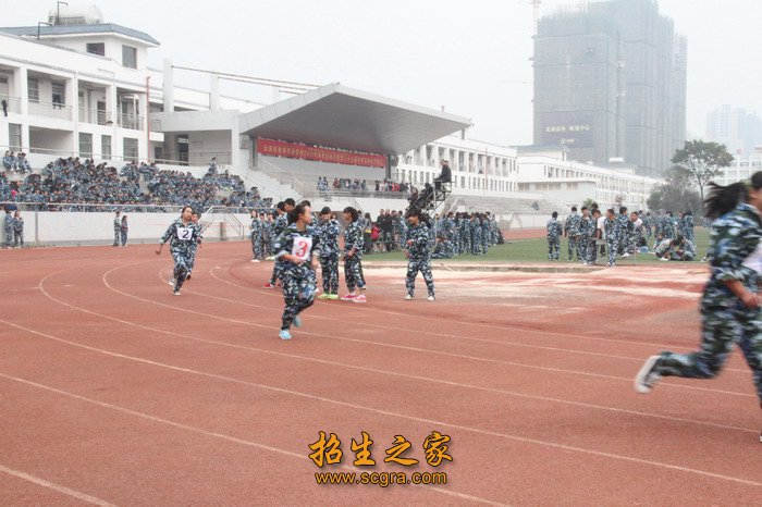 还有一批地方企业的技术骨干和管理人才