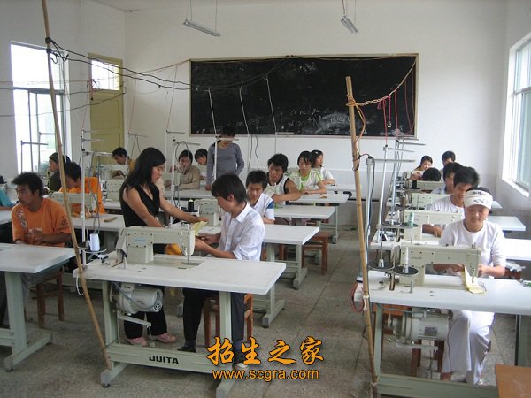 建校以来