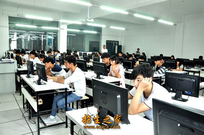 设计规模为100个全日制教学班