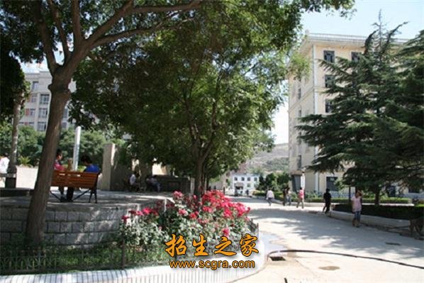 建有校内实验室和仿真模拟实训室34个