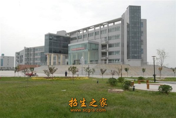 多形式办学及教科研活动