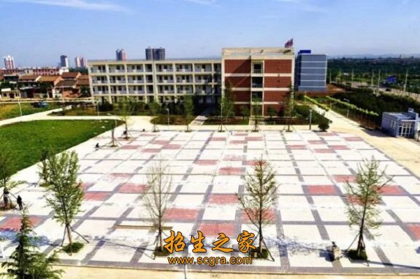 普通中专