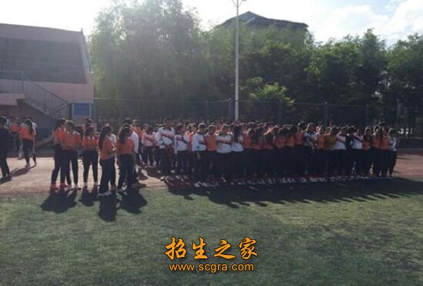当地考试中心填报志愿择优录取