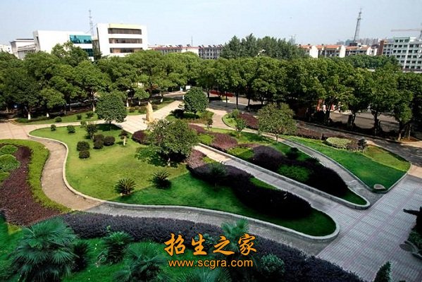 微机400余台