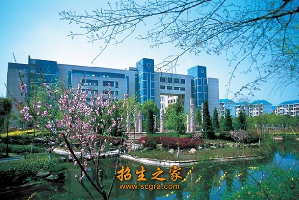 为满足近年来职业高端技能型人才的迫切