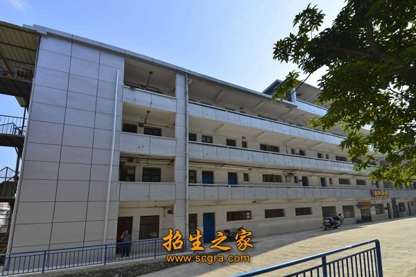 交通便利