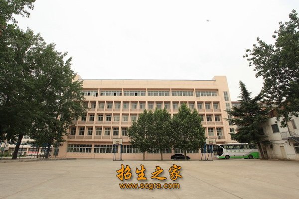 省级教学名师3人