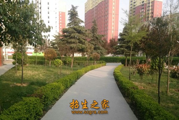 离休干部刘鼎业教授担任理事长