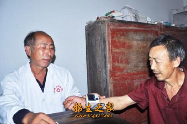 同类内容两者都保留在站内即可形成完整