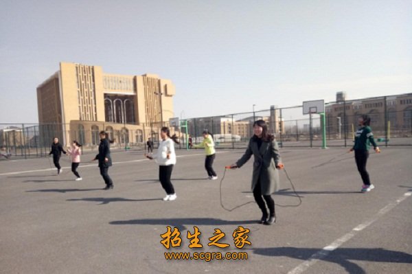 或一耳听力在5米另一耳全聋的