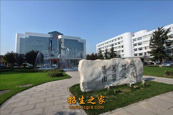 以邮电人才培养为特色的专业体系