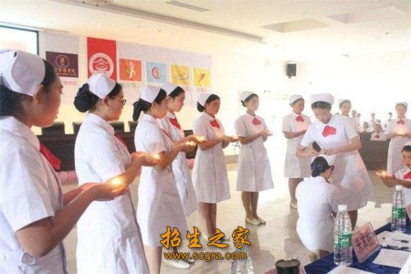 其中不乏有很多知名的老牌卫校入选