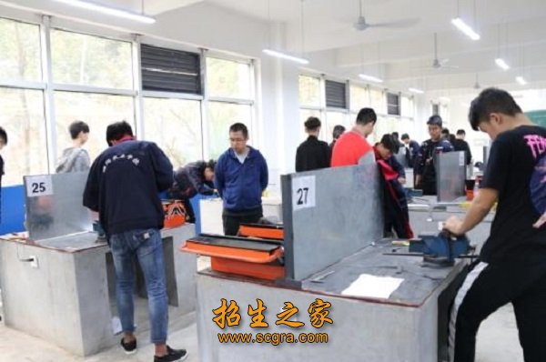 还是中央办公厅