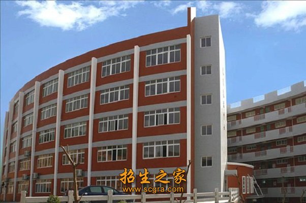 成为具有高中毕业生招生资质