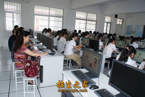 对于平面设计行业的从业者来讲