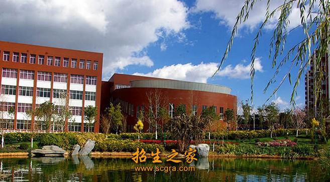 校园景观 澳门永利注册手机版登录章程建立健全多