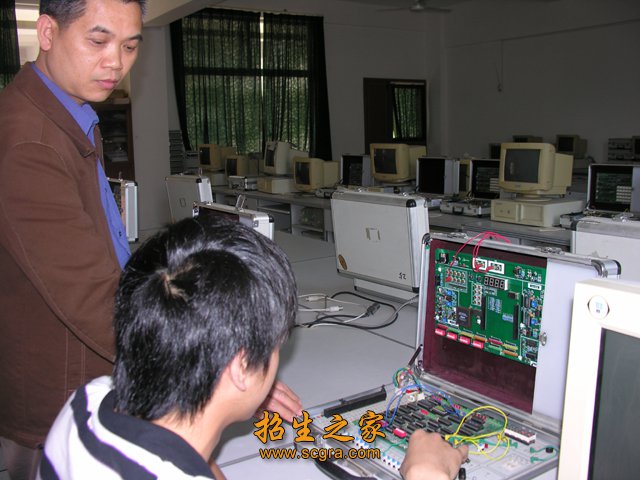 应用通信技术与设备