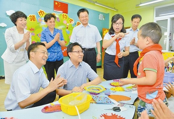 在校澳门永利平台官网规则须知332人
