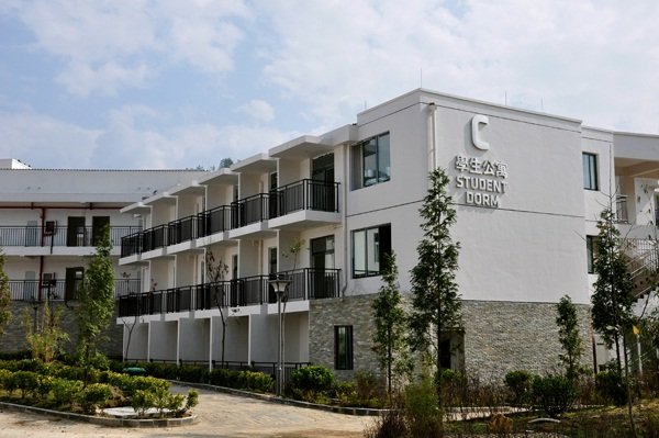 贵州交通技师澳门永利注册与阿森纳续约