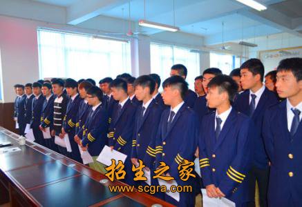 更甚至是有不少人放弃高校的录取
