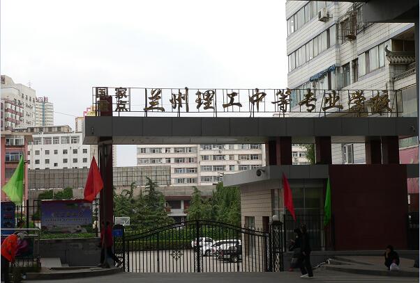 2012年建成了全省共享型理工实训基