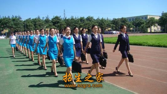 通过方可报名