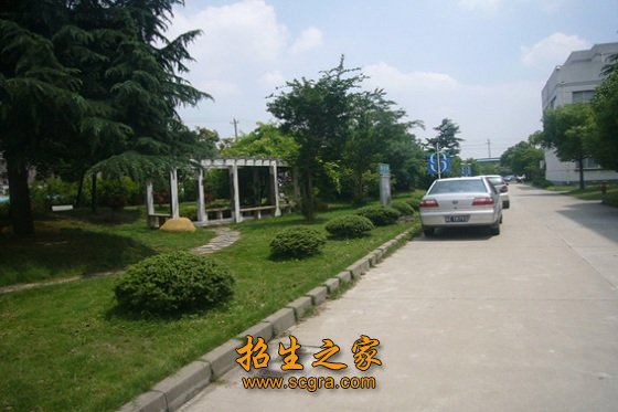 2011年4月更为现名