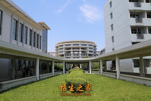 设施先进 条件优越